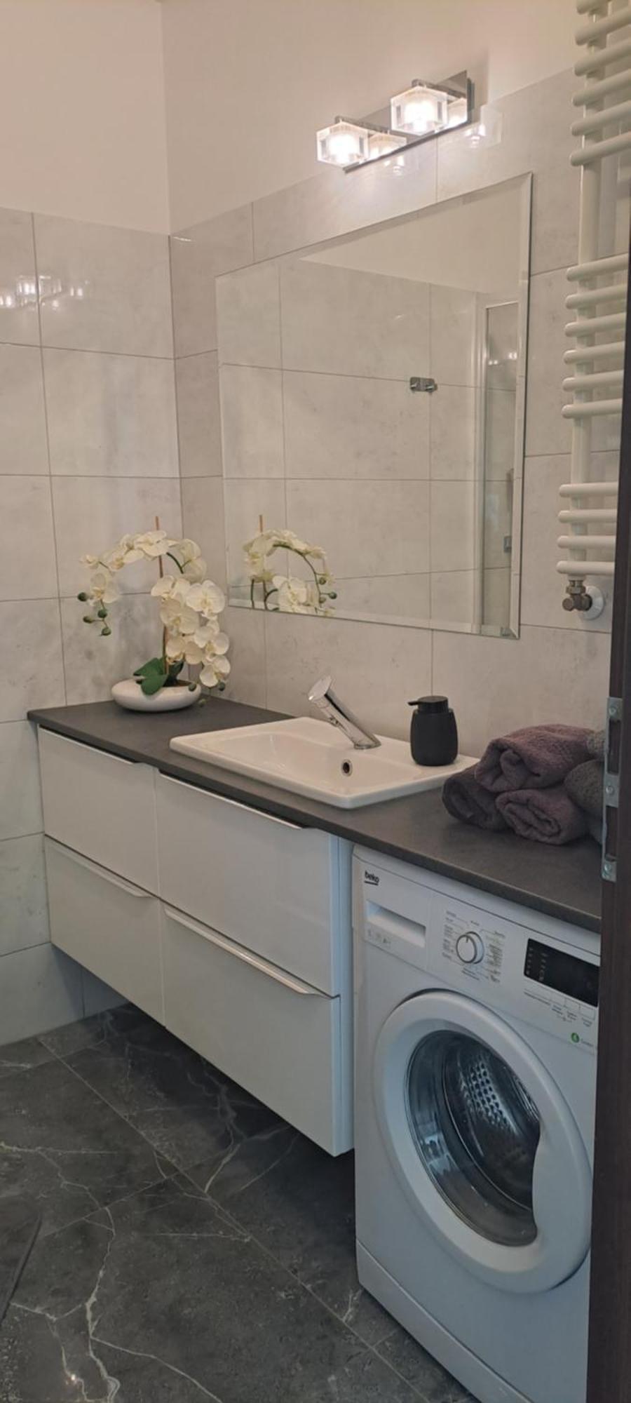 Apartament- Have A Day
